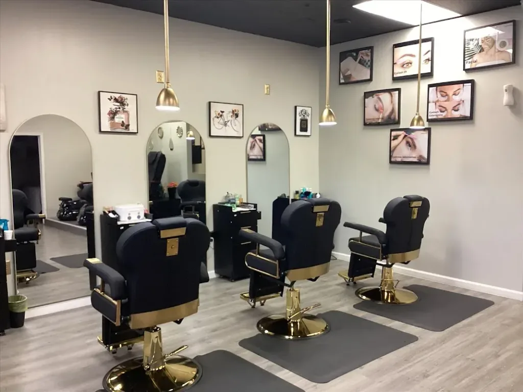 Elegant Brows Threading & Salon — Beauty salon in Fredericksburg